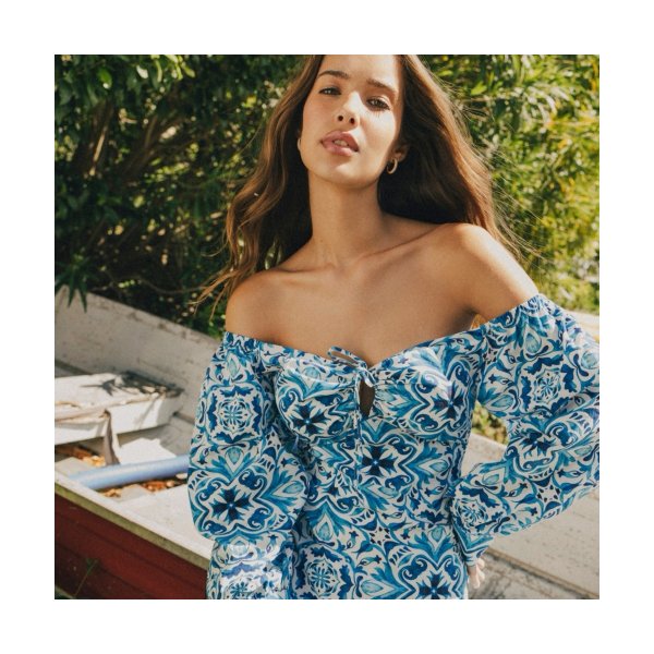 GUESS WOMAN 80% OFF