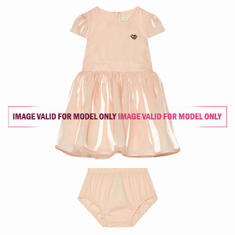 GUESS &mdash; A5RK09